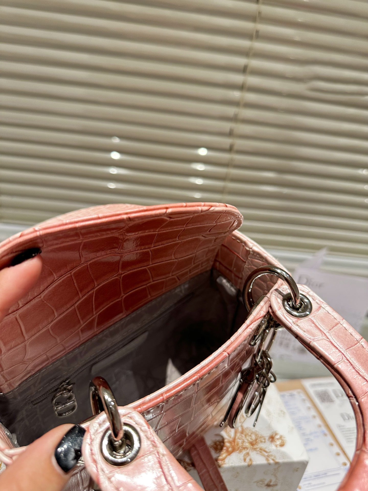 VL - New Luxury Bags DIR 370
