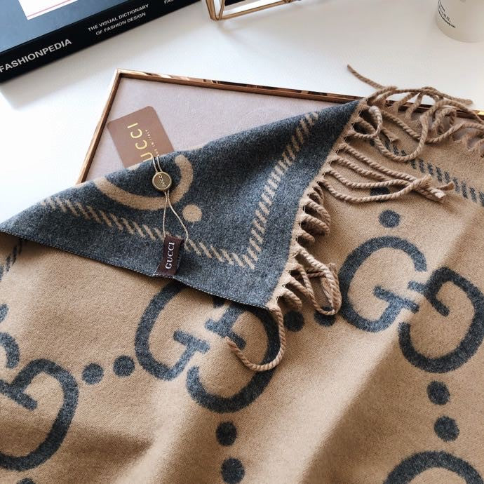 VL - Luxury Edition GCI Scarf 043
