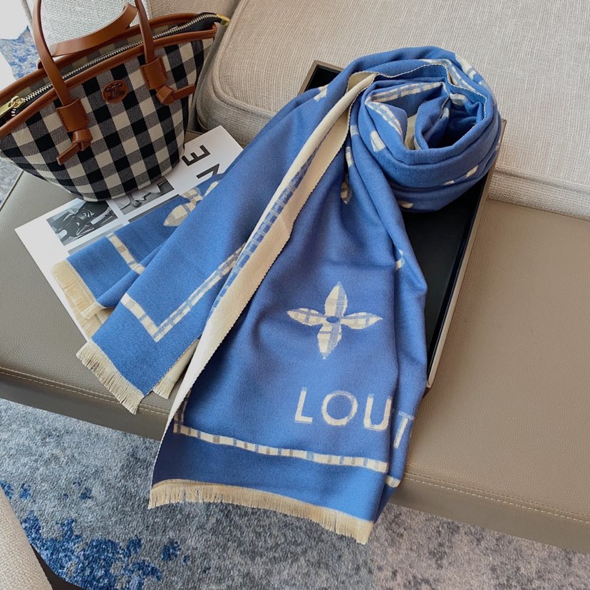 VL - Luxury Edition LUV Scarf 015