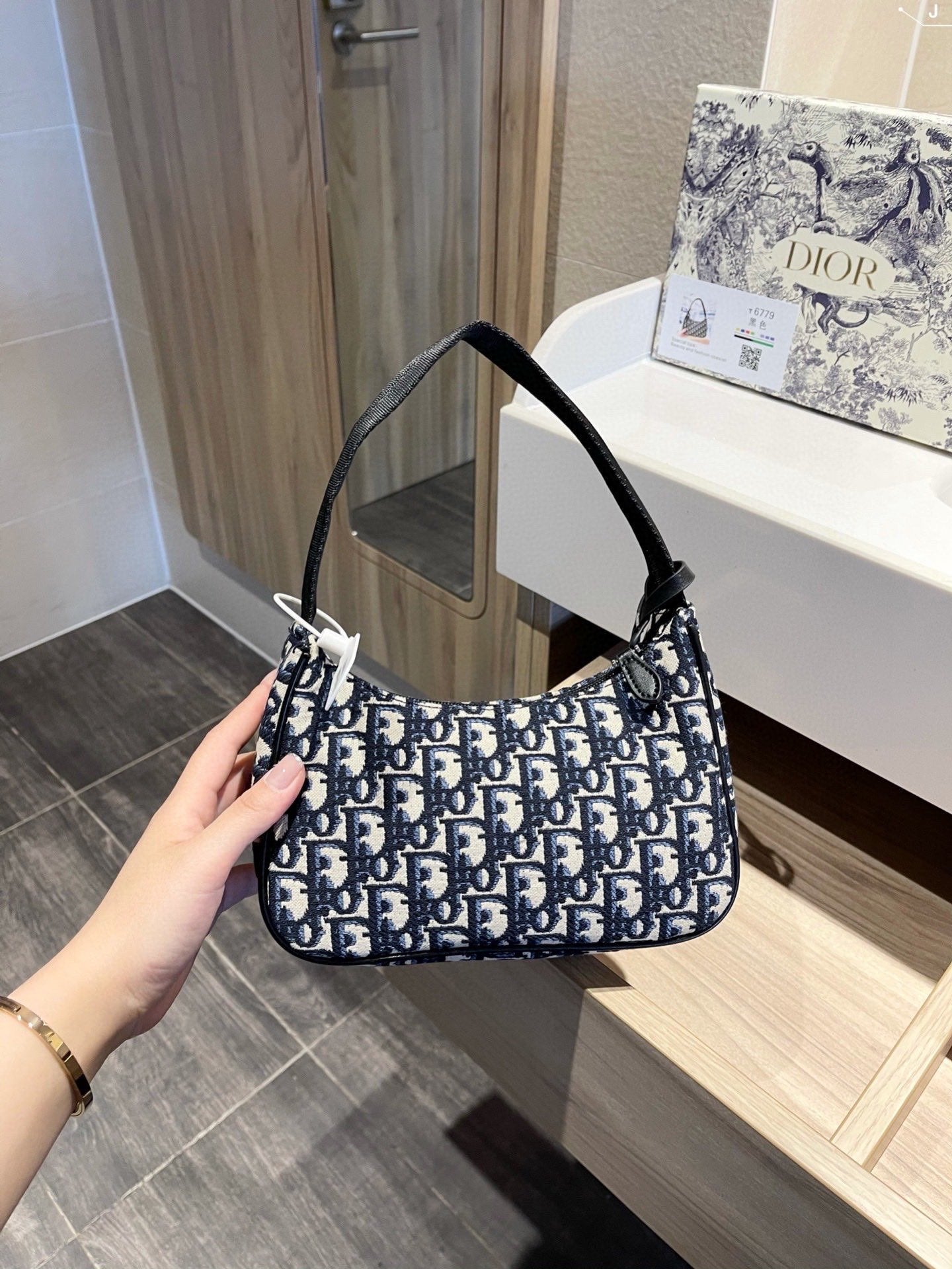 VL - Luxury Edition Bags DIR 317