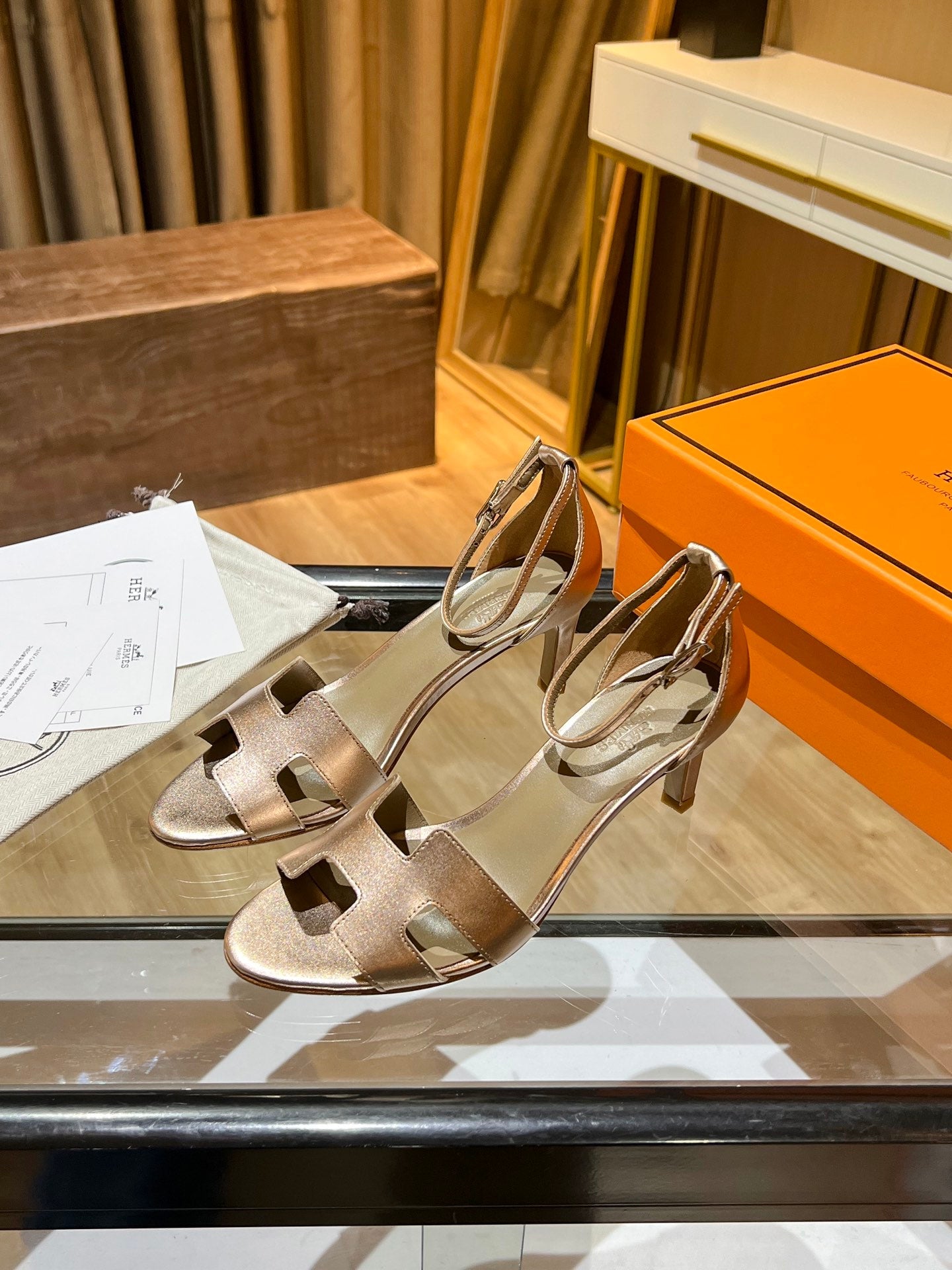 Designer HM HIGH HEELS 037