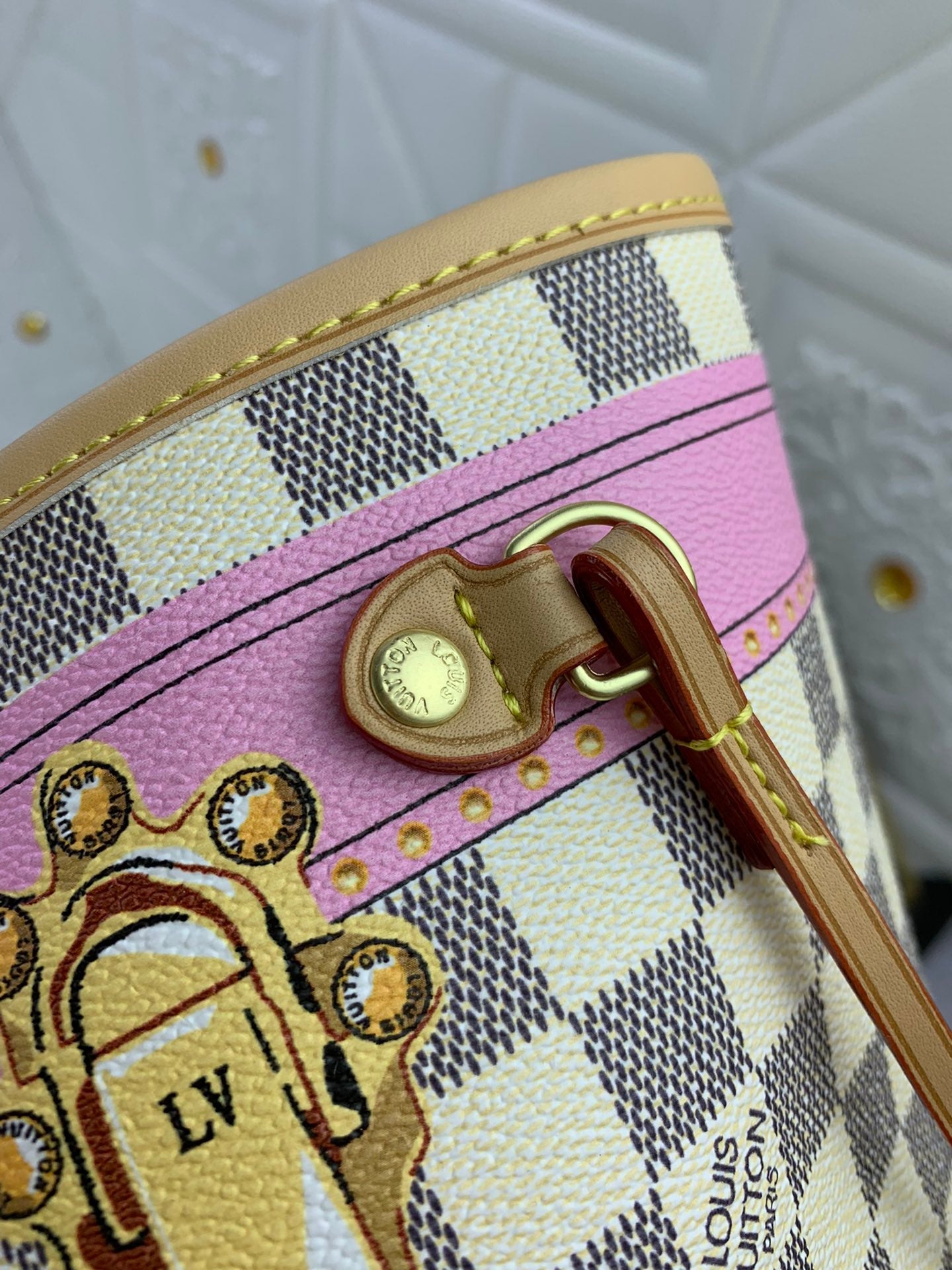 VL - New Luxury Bags LUV 810