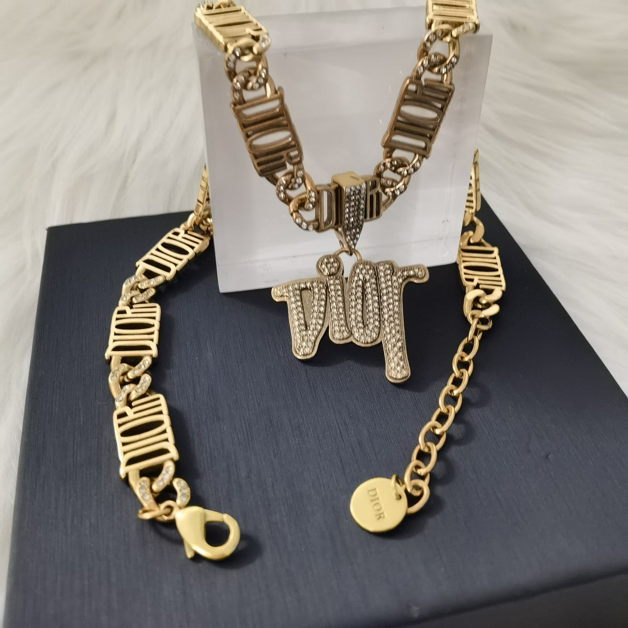 VL - Luxury Edition Necklace DIR017