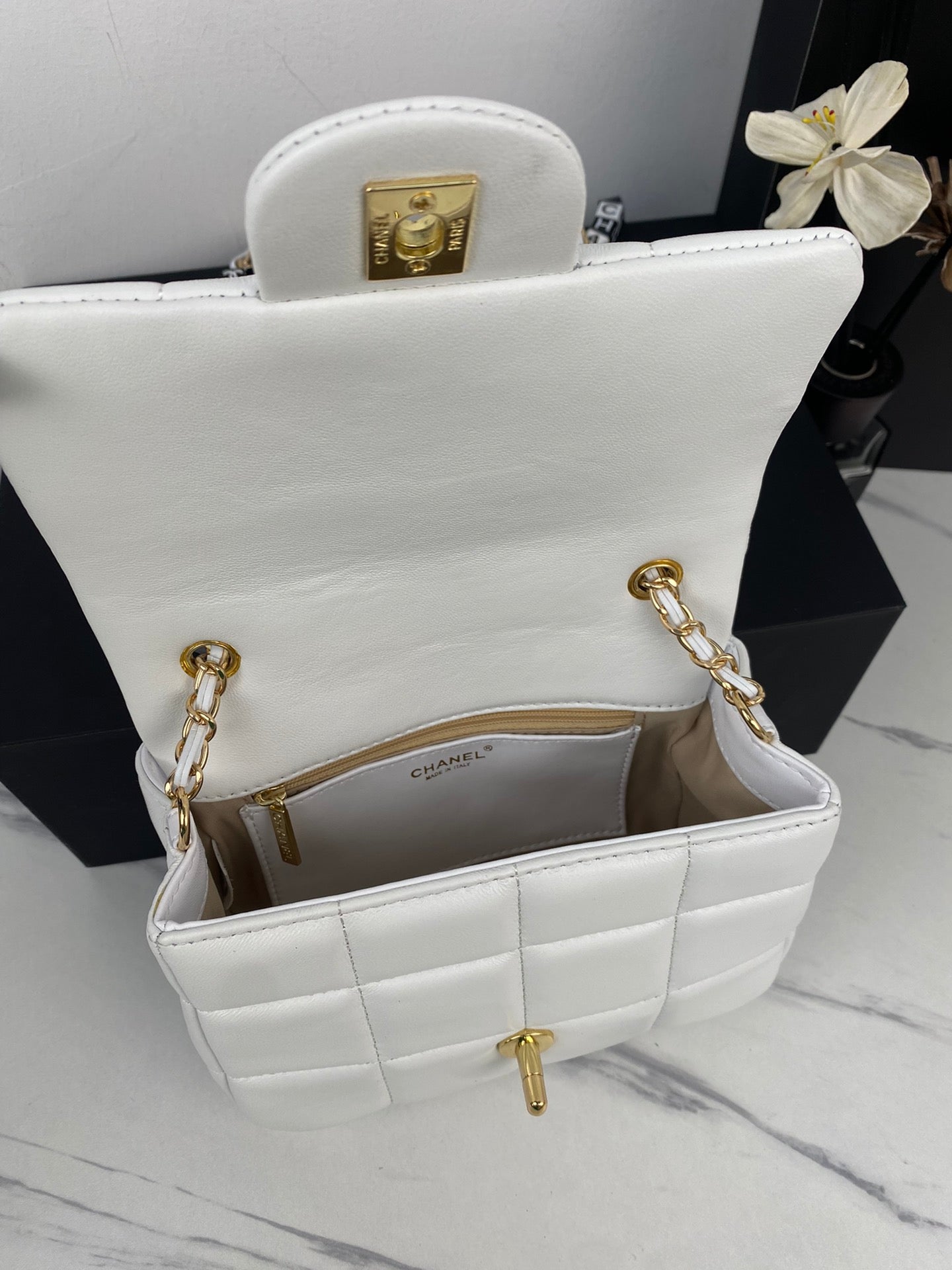 VL - Luxury Bag CHL 425
