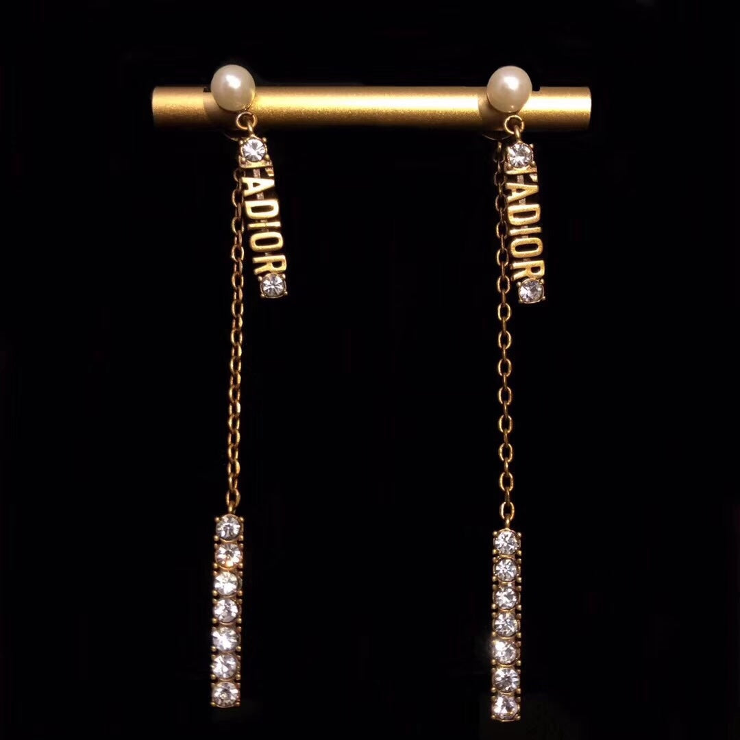 VL - Luxury Edition Earring Dir 046