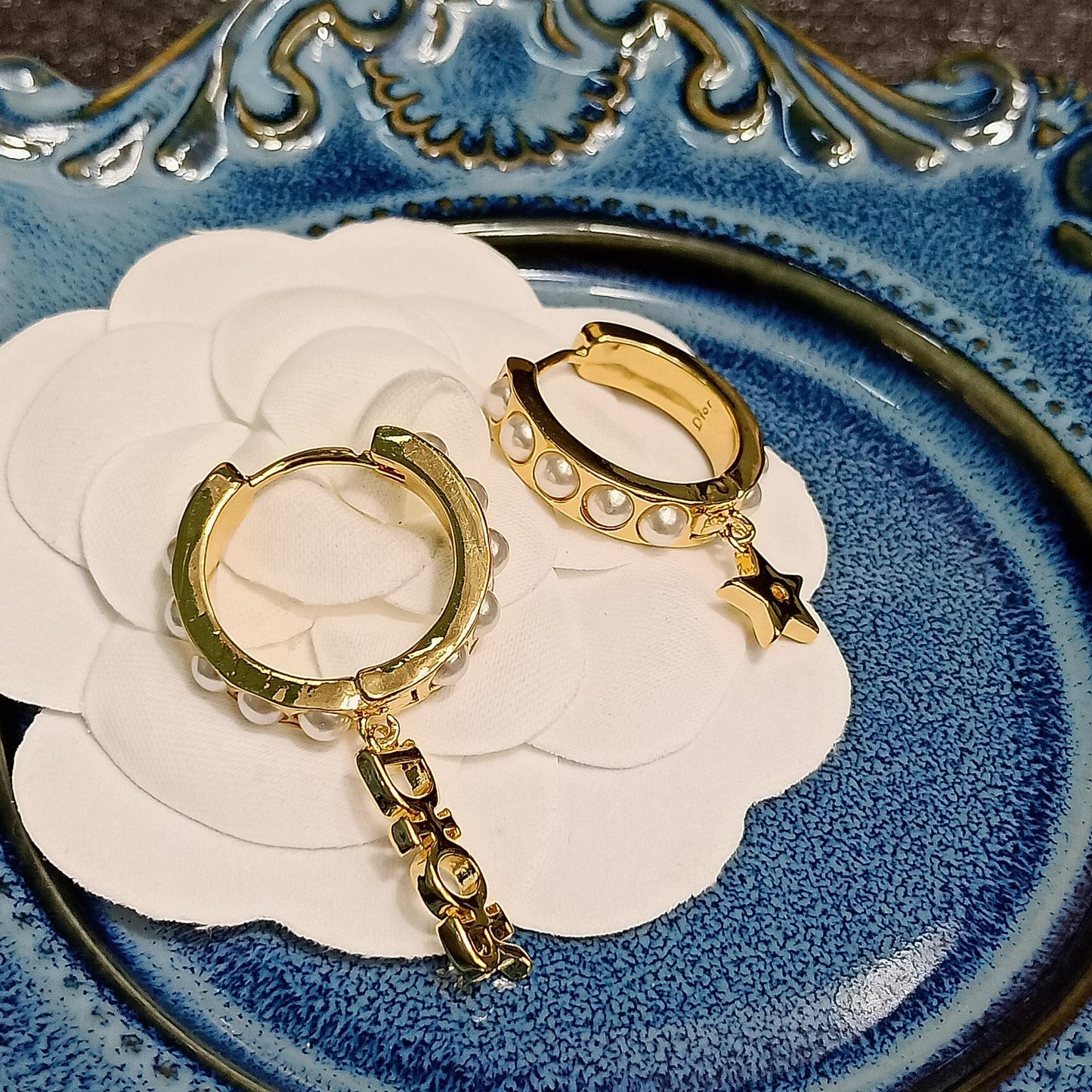 VL - Luxury Edition Earring Dir 053