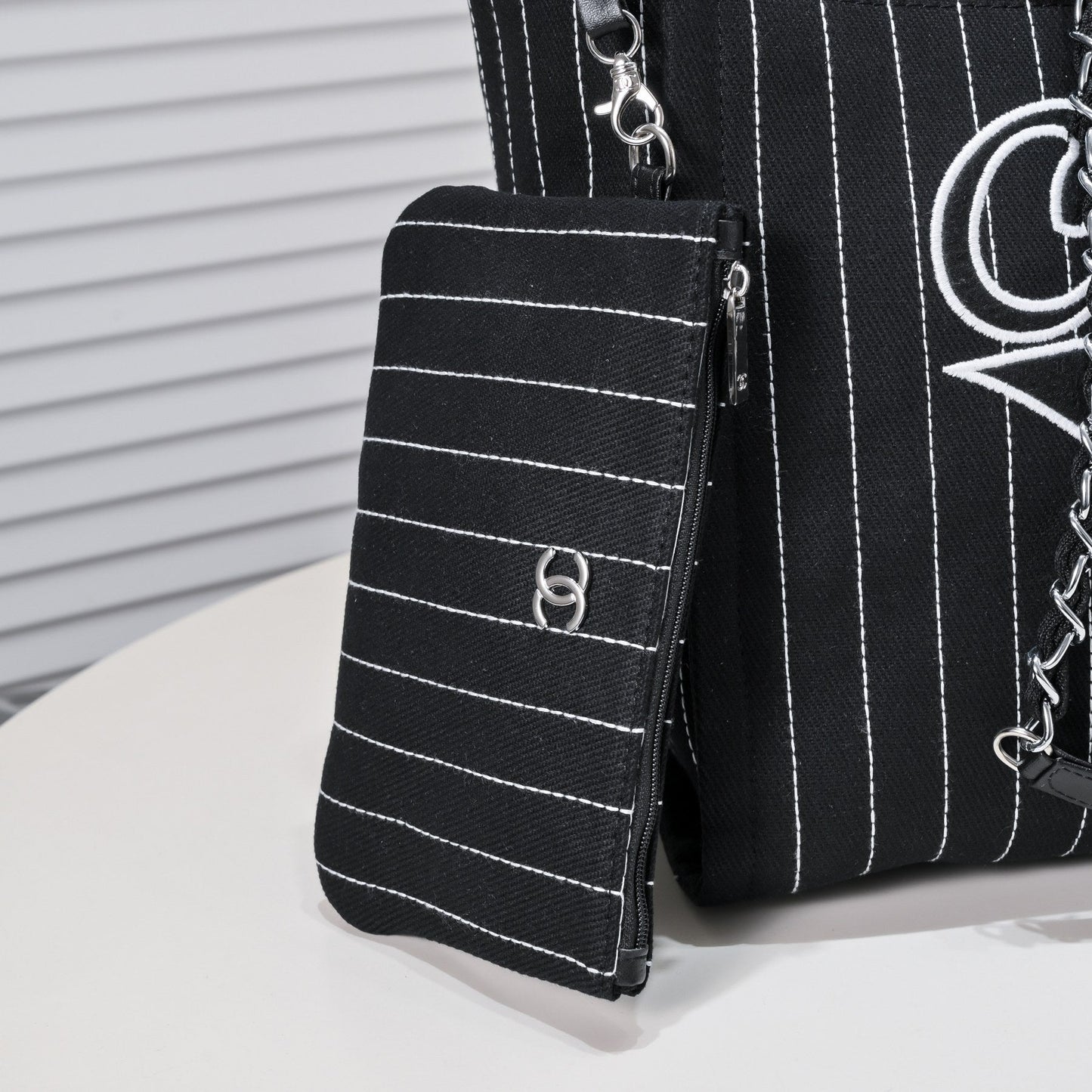 VL - Luxury Bags CHL 537