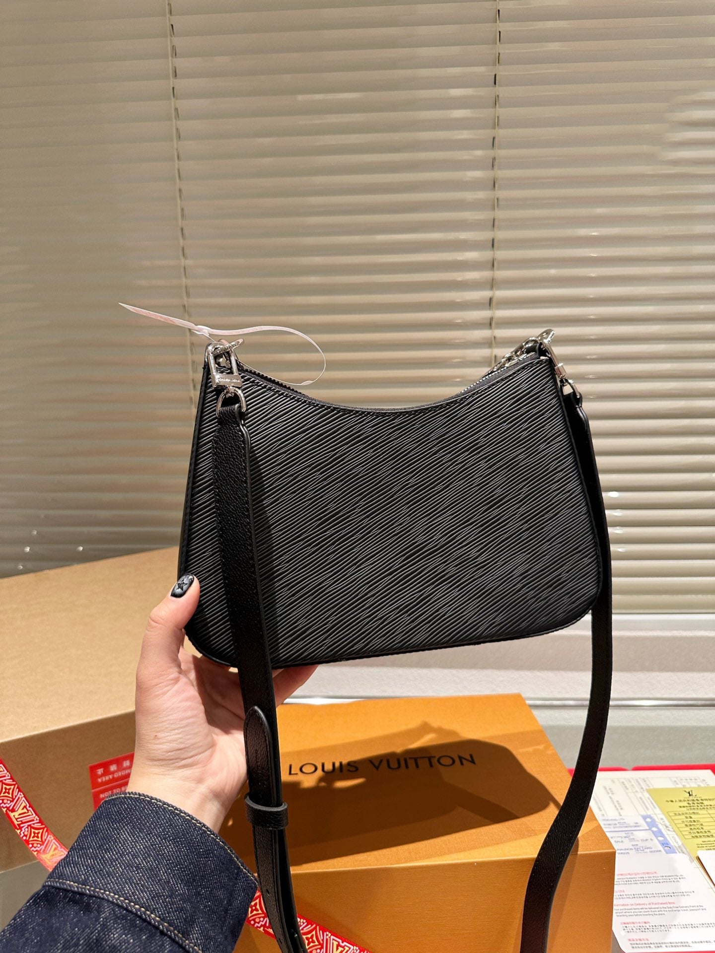 VL - New Luxury Bags LUV 774
