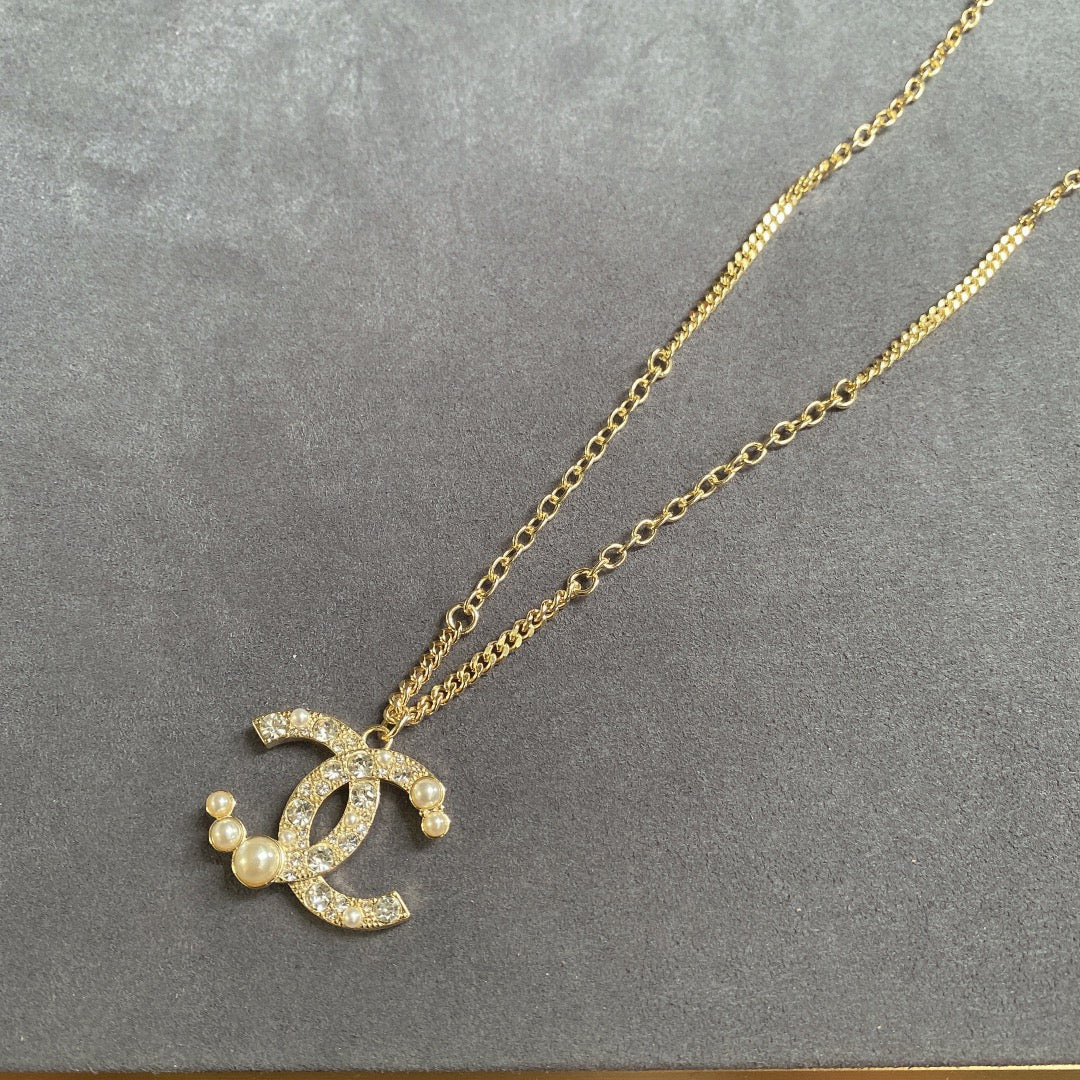 VL - Luxury Edition Necklace CH-L046