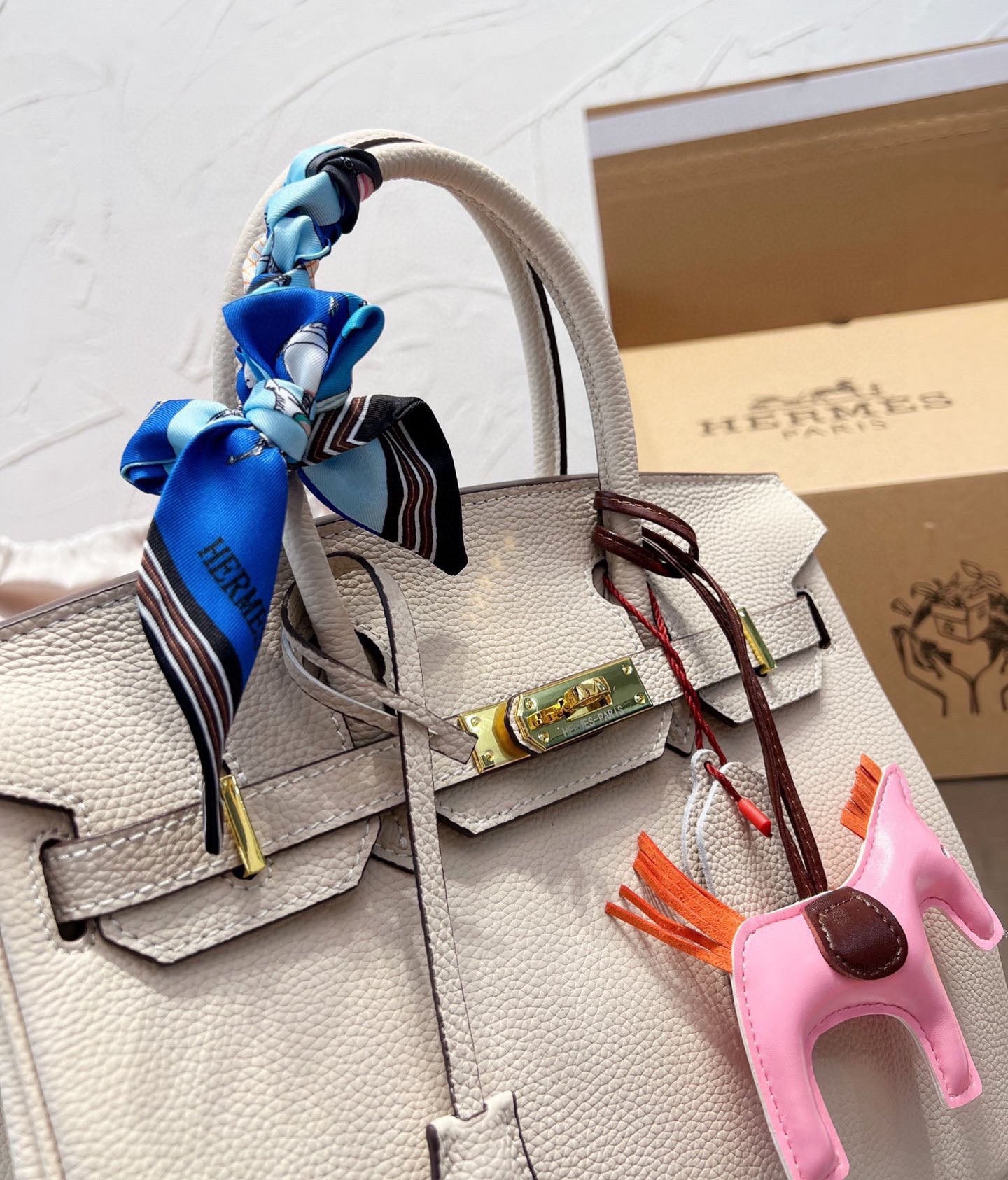 VL - Luxury Bag HM 132