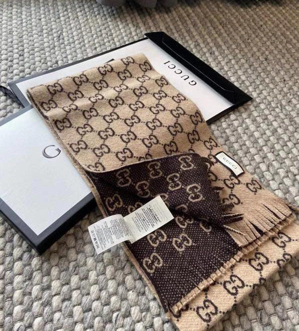 VL - Luxury Edition GCI Scarf 018