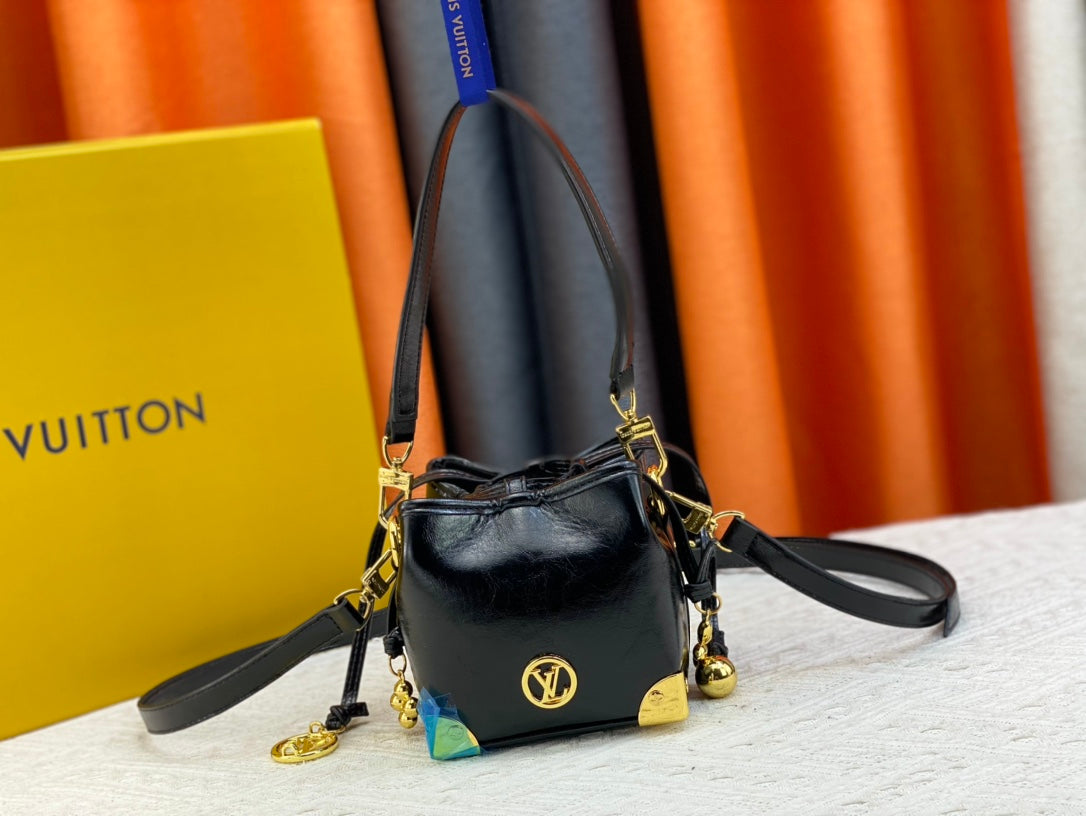 VL - Luxury Bags LUV 905