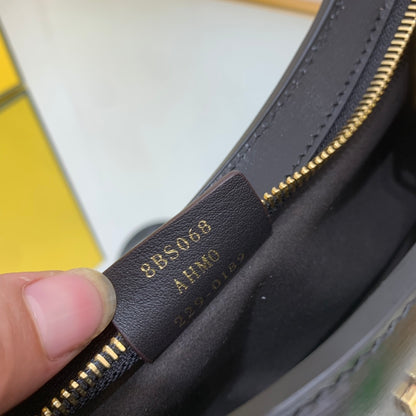 FI O’Lock Swing Black Bag For Woman 32cm/12in 8BS068AHM0F19KX