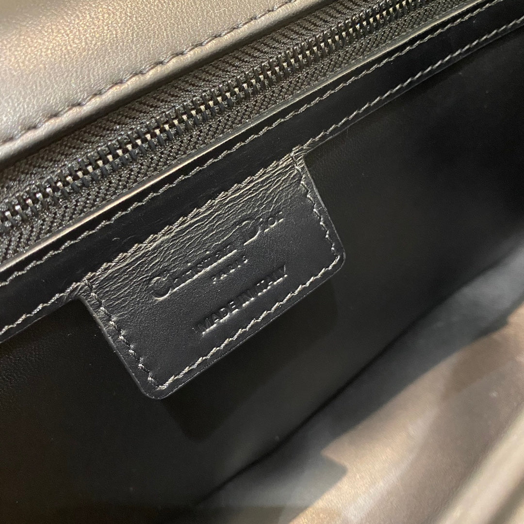 DI Large Caro Bag, Black, For Women Women’s Handbags, Crossbody Bags, 29cm CD M9243UWHC_M900