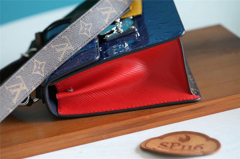 Ver Fashion Lu-Vi bags - 8038