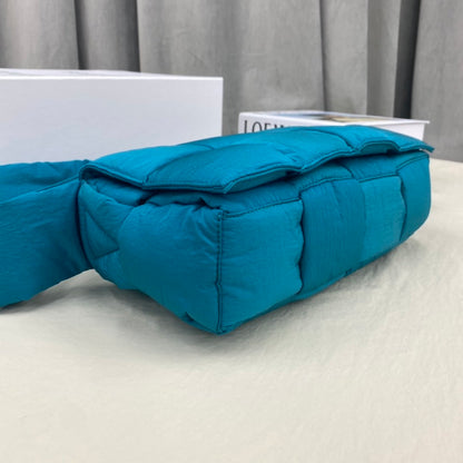 BV Padded Tech Cassette Bag For Women 11.8in/30cm In Blue 628951VBO814634