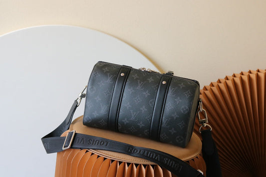 Ver Fashion Lu-Vi bags - 17187