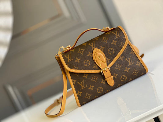 Ver Fashion Lu-Vi bags - 17005
