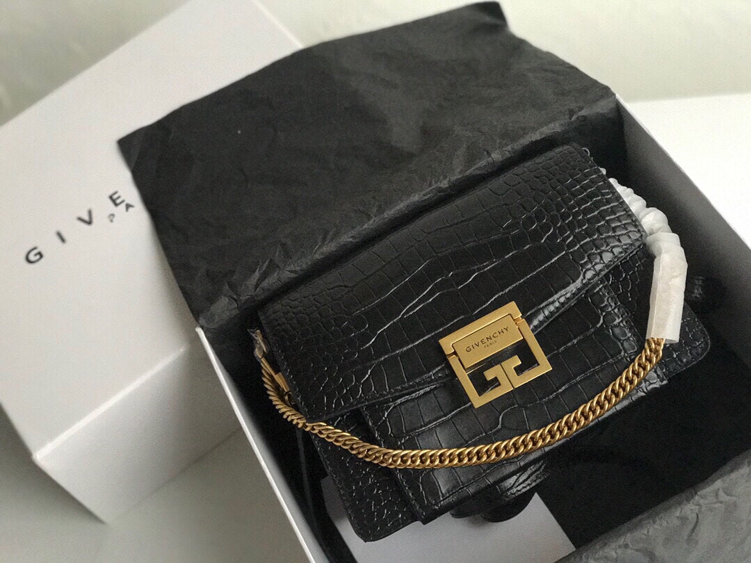 gv GV3 Bag Black For Women, Handbags, Shoulder Bags 11.4in/29cm GVC