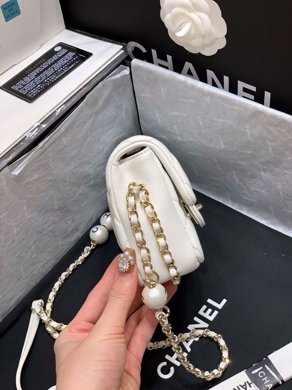 ChanelSmall Pearl Logo Strap Flap Bag White For Women, Women’s Handbags, Shoulder And Crossbody Bags 7in/18cm AS1436