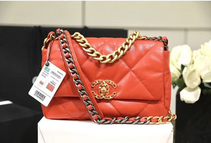 CHL 19 Handbag 26cm Red For Women AS1160