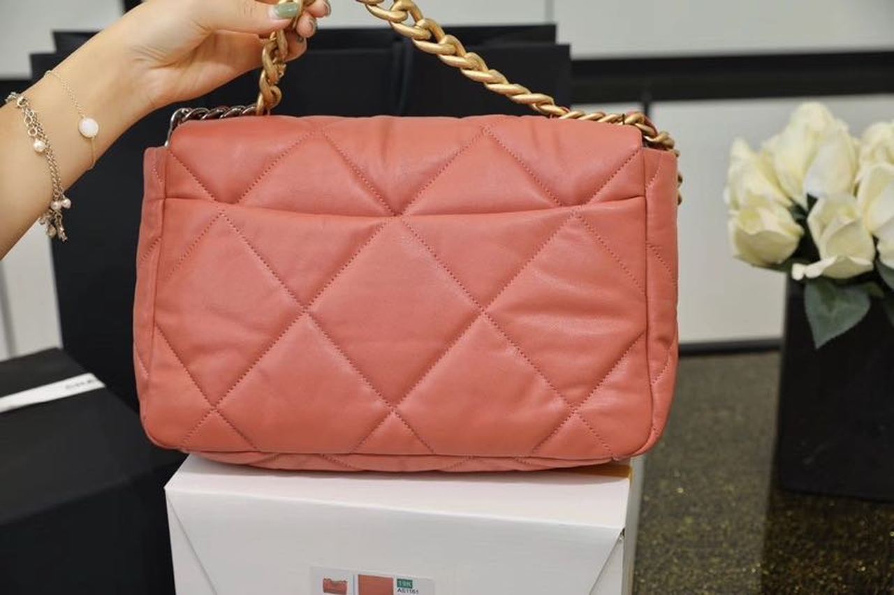 CHL 19 Handbag 26cm Rose PiNike For Women AS1160