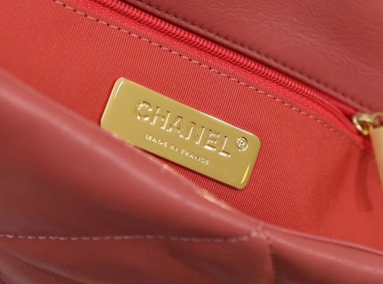 CHL 19 Handbag 26cm Rose PiNike For Women AS1160