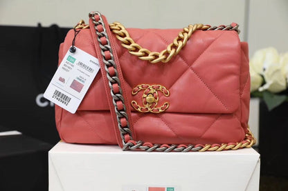 CHL 19 Handbag 26cm Rose PiNike For Women AS1160