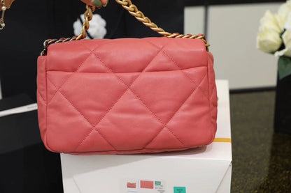 CHL 19 Handbag 26cm Rose PiNike For Women AS1160