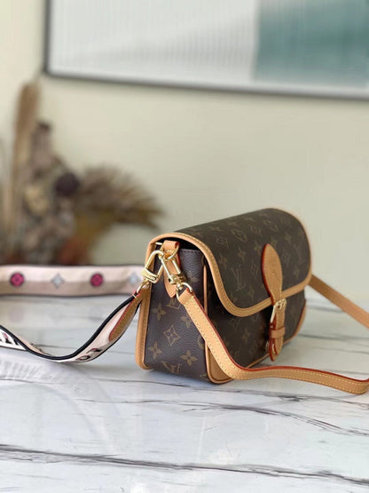 Ver Fashion Lu-Vi bags - 17205