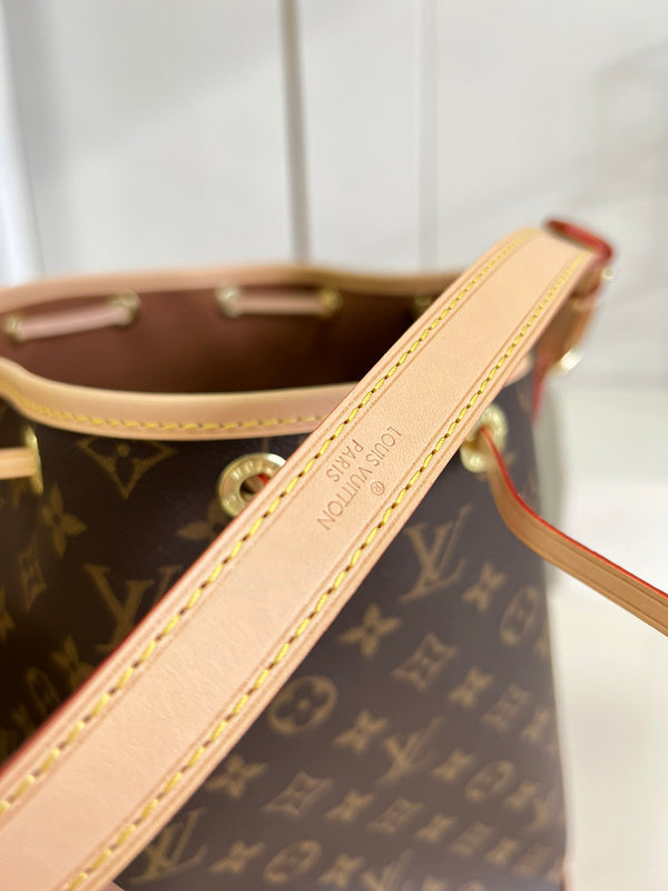 Ver Fashion Lu-Vi bags - 17151