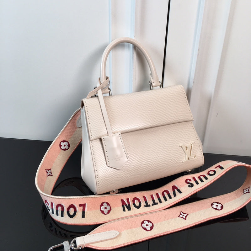 Ver Fashion Lu-Vi bags - 17101
