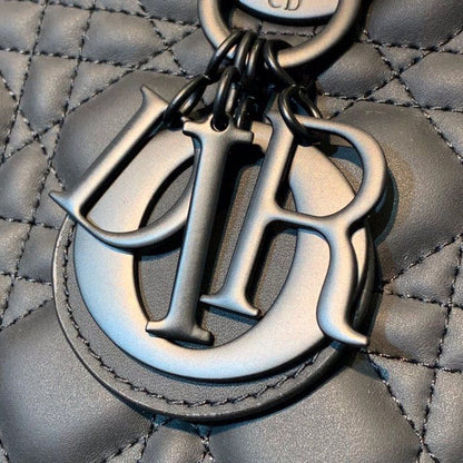 DI Medium Lady Bag Matte Hardware Black Ultramatte For Women 9.5in/24cm CD M0565SLOI_M989