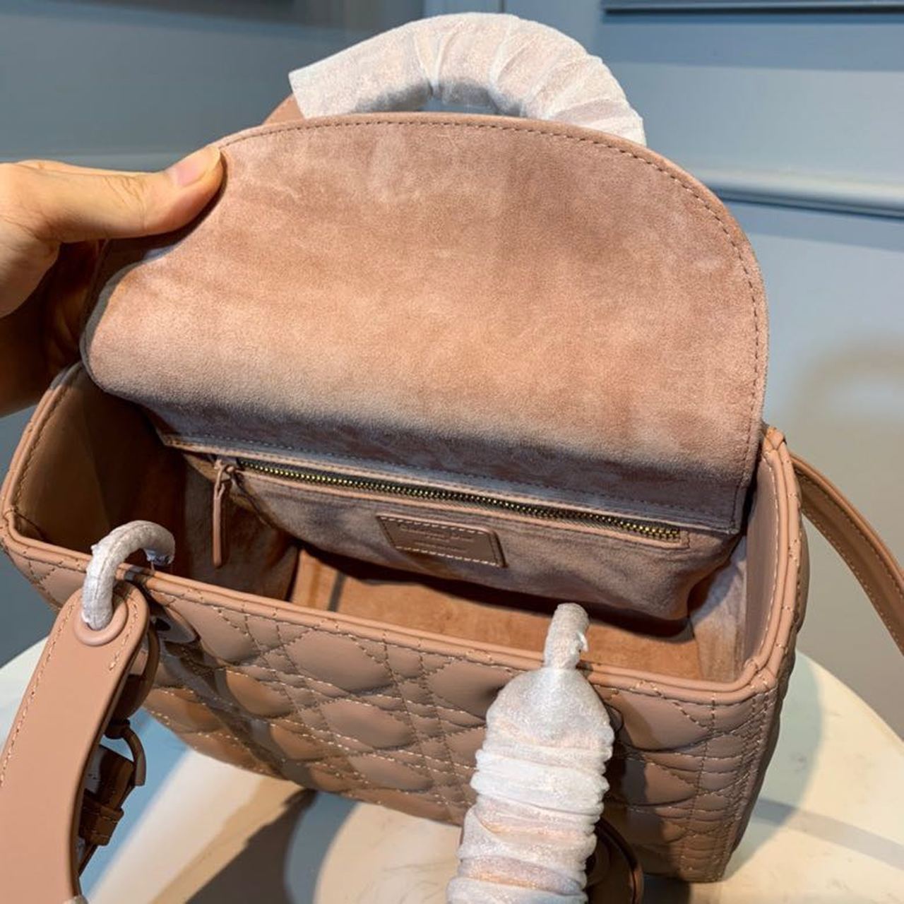 DI Medium Ultramatte Lady Bag Blush For Women, Women&#8217;s Handbags 9in/24cm CD M0565ILOI_M50P