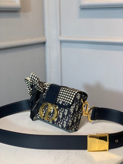 DI 30 Montaigne Box Bag Blue Oblique For Women17.5cm/7in FD Gold Toned Hardware CD
