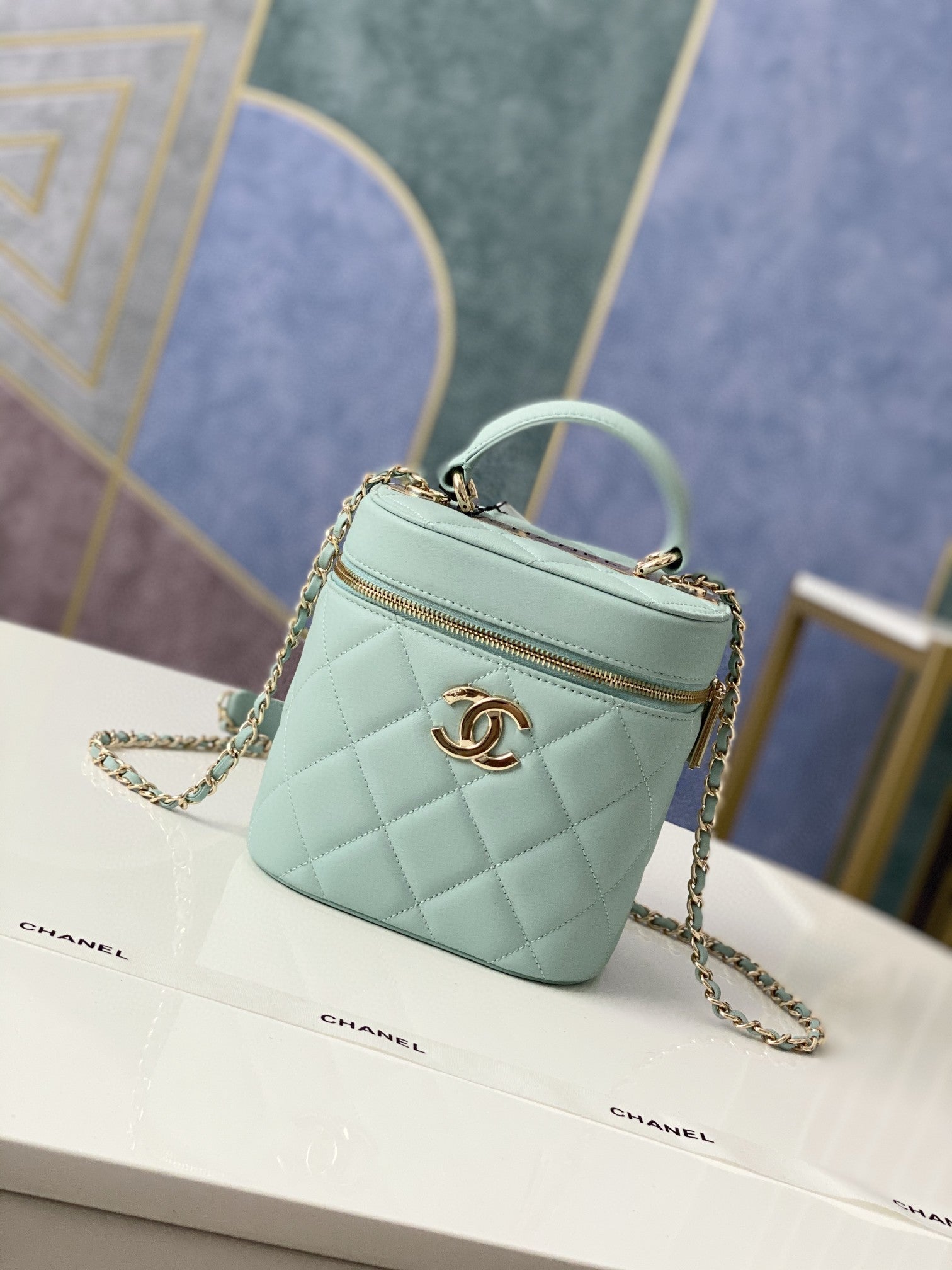 ChanelVanity Case Gold Hardware Light Green For Women, Women’s Handbags, Shoulder Bags 9.4in/24cm 
