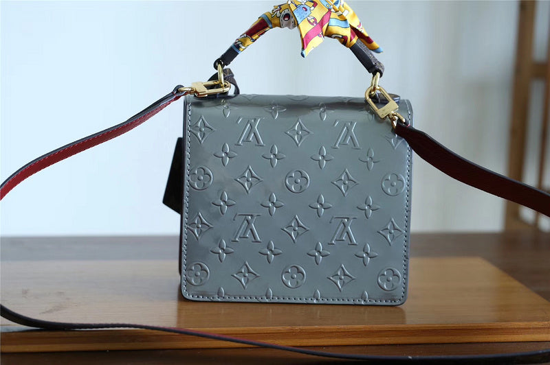 Ver Fashion Lu-Vi bags - 8040