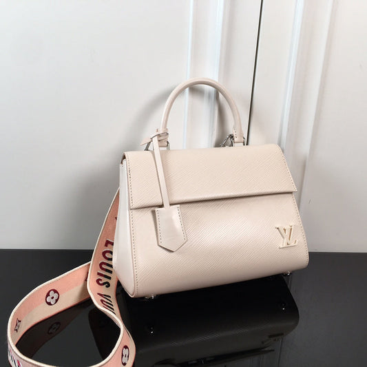 Ver Fashion Lu-Vi bags - 17240