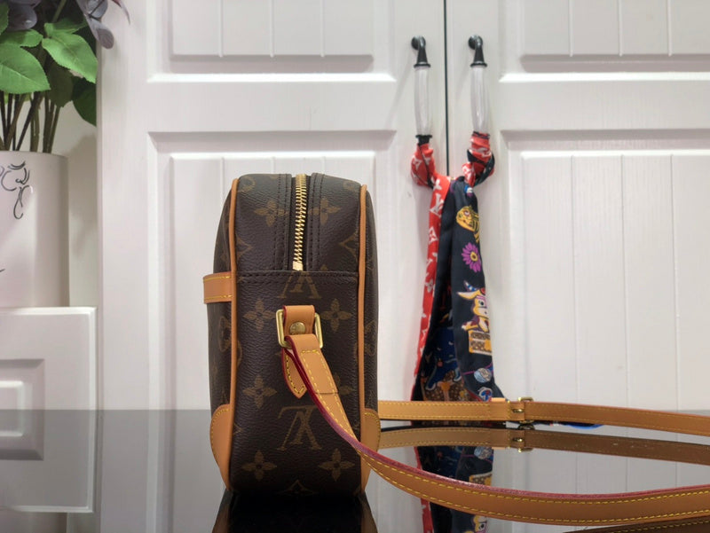 Ver Fashion Lu-Vi bags - 17357