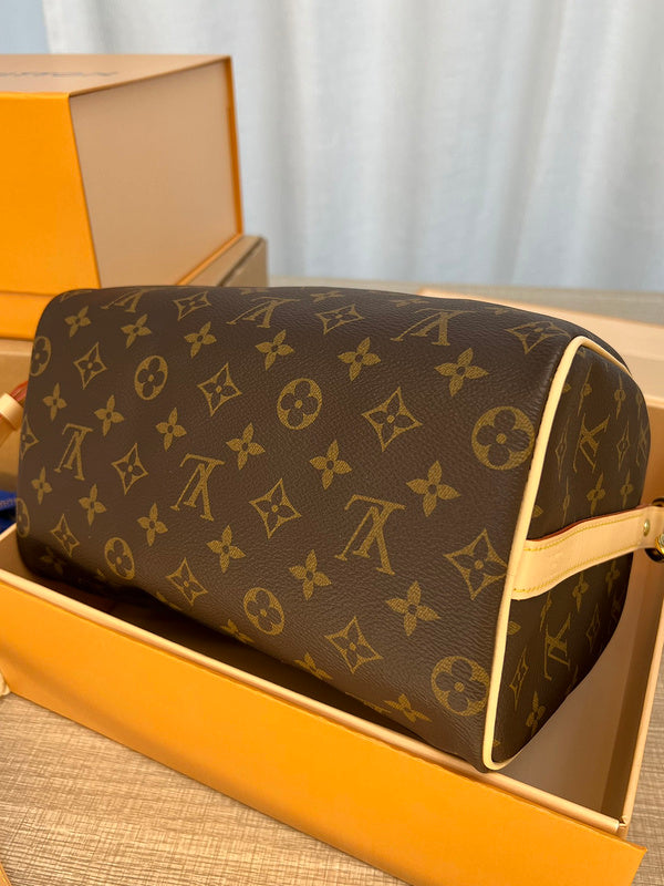Ver Fashion Lu-Vi Bags - 16780