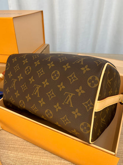 Ver Fashion Lu-Vi Bags - 16780