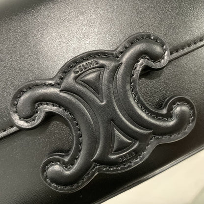 CE Chain Shoulder Bag Cuir Triomphe Black For Women 7.9in/20cm