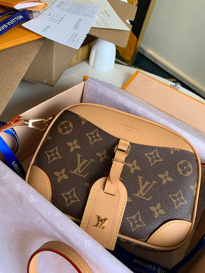 Ver Fashion Lu-Vi bags - 17791