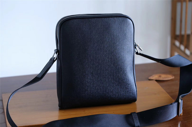 Ver Fashion Lu-Vi bags - 10373