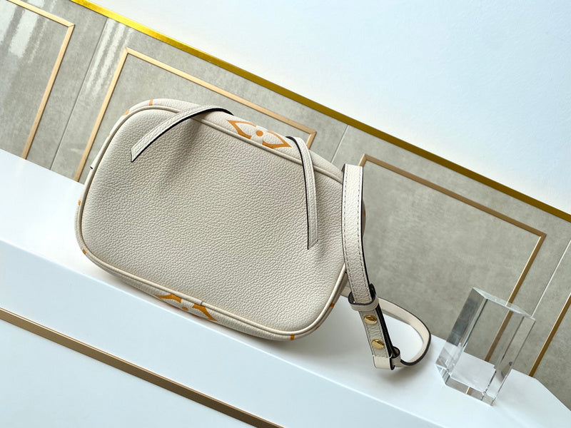 Ver Fashion Lu-Vi bags - 17539