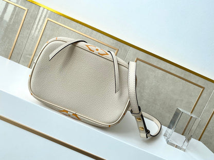 Ver Fashion Lu-Vi bags - 17539