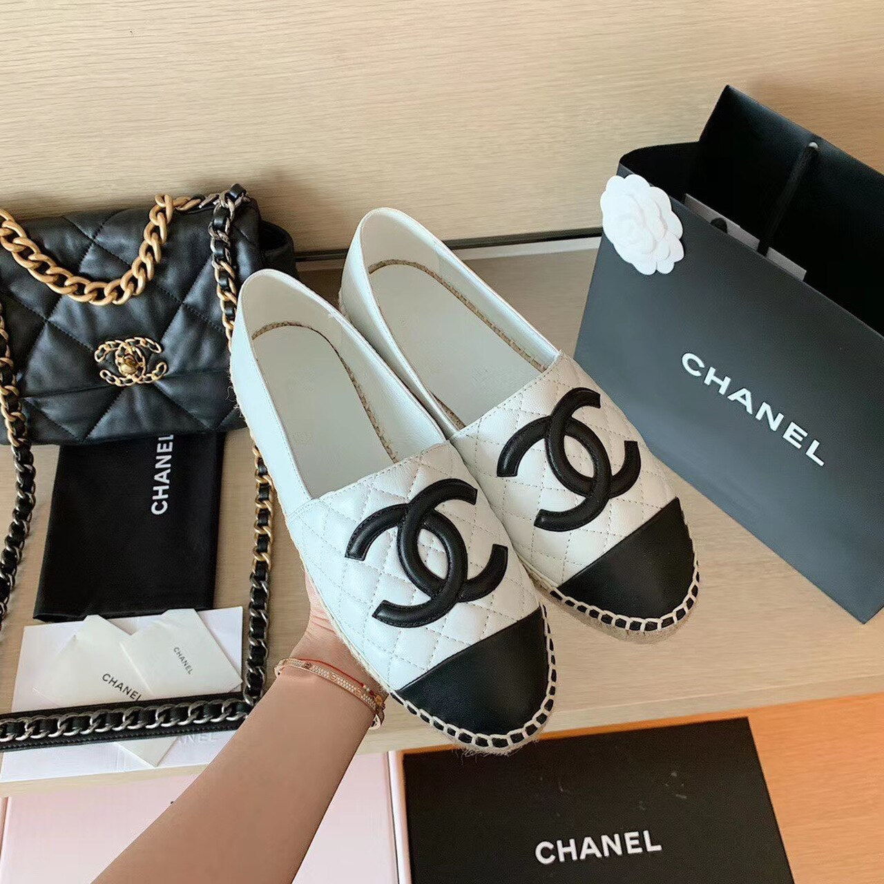 CHL ESPADRILLES WHITE/BLACK