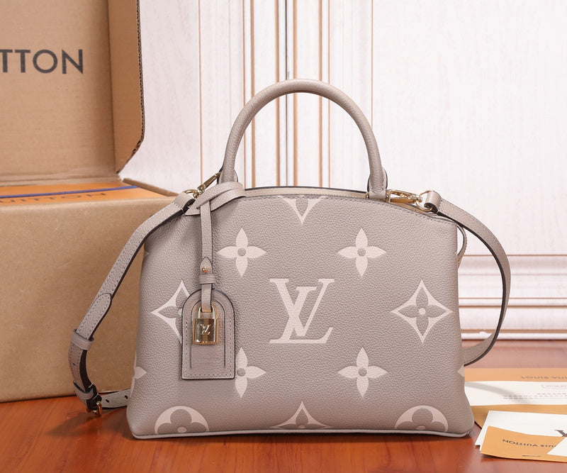 Ver Fashion Lu-Vi Bags - 16801