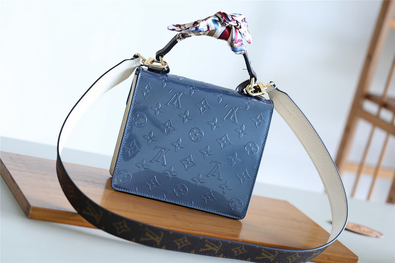 Ver Fashion Lu-Vi bags - 8050