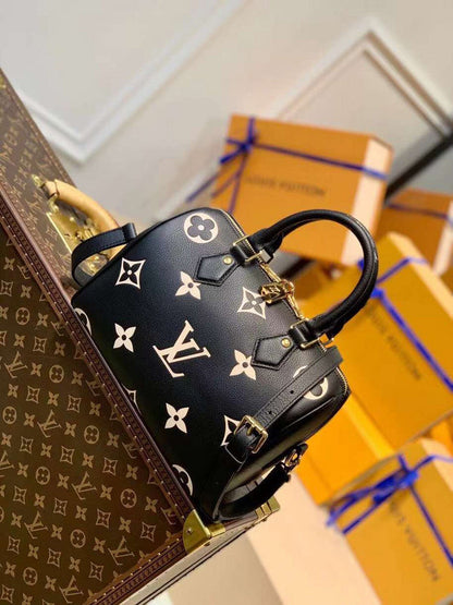 Ver Fashion Lu-Vi bags - 17457